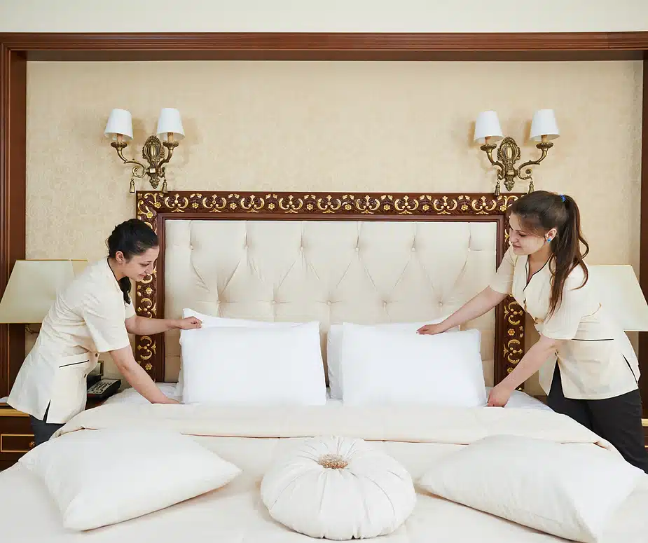 Small Gestures, Big Impact: How Housekeeping Staff Create Memorable Guest Experiences